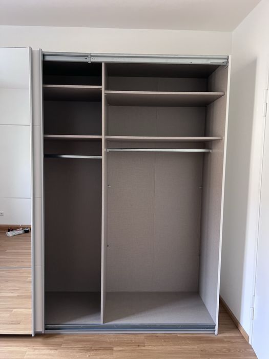 Dressing/Dulap 315/210/62 cm 3 usi culisante alb mat/oglinda