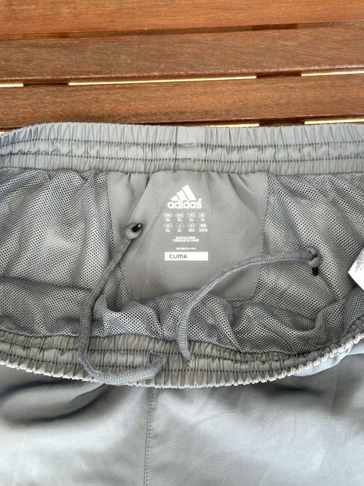 Мъжко спортно долнище Adidas ClimaCool - размер XL, Отлично състояние