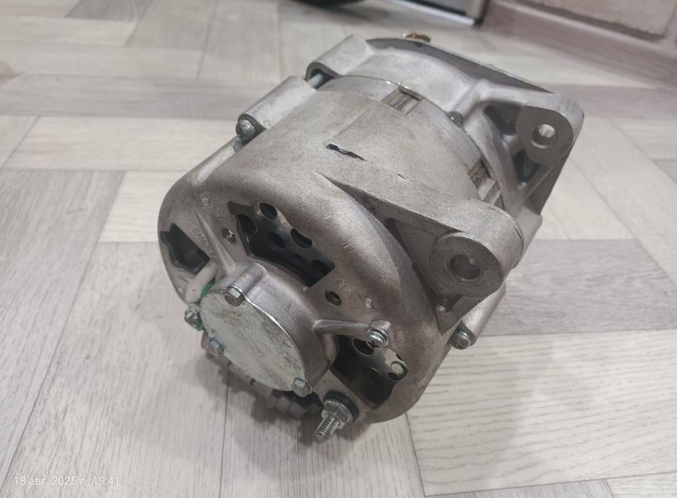 Продам генератор на КамАЗ