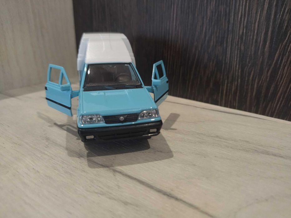 Метална количка Polonez FSO Truck !!!