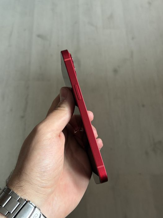 iPhone 13 / 128 GB / Baterie 86% / Rosu / FACE ID DEFECT /