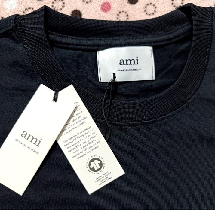 Vand tricou nou de barbati Ami