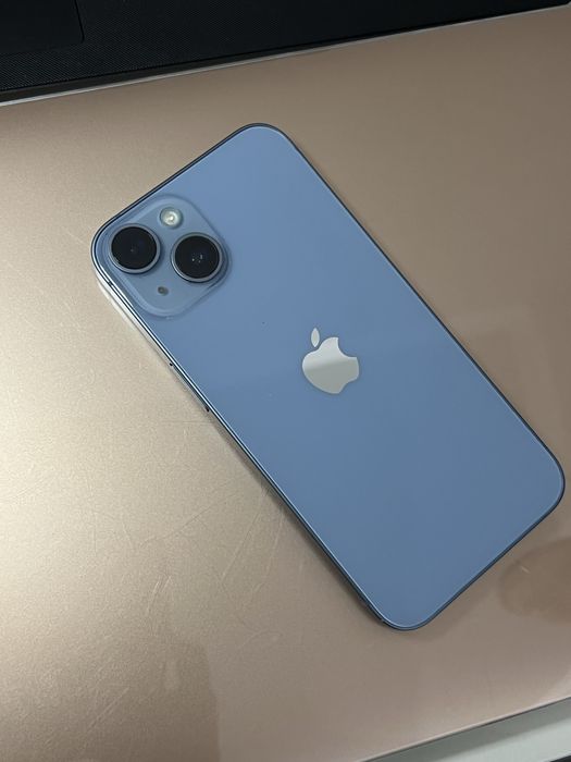 Продам iPhone 14 в отличном состоянии