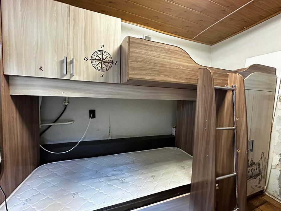 Кровать 2-ух этажная