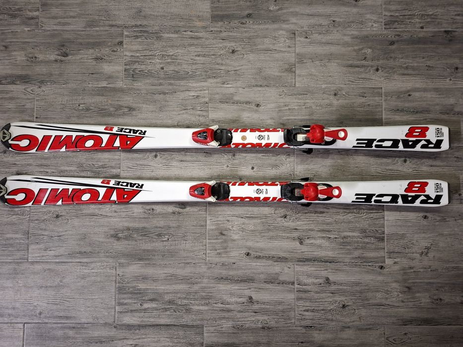 Schiuri  Atomic  Race 8