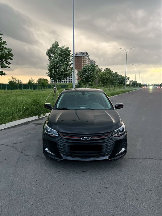 Chevrolet Onix Redline