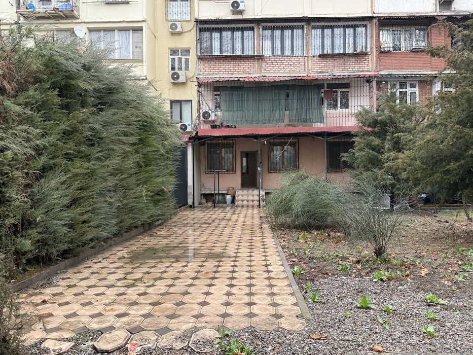 5 комн/1 /5 ( 120 квм) на Карасу-2 с большим огородом