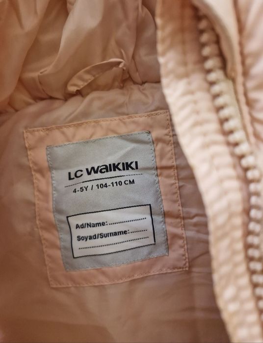 Vesta LC WAIKIKI pt fetite , noua