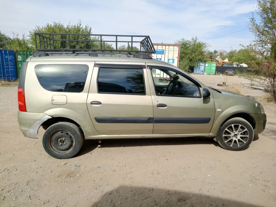 Лада Ларгус 2014 1.6
