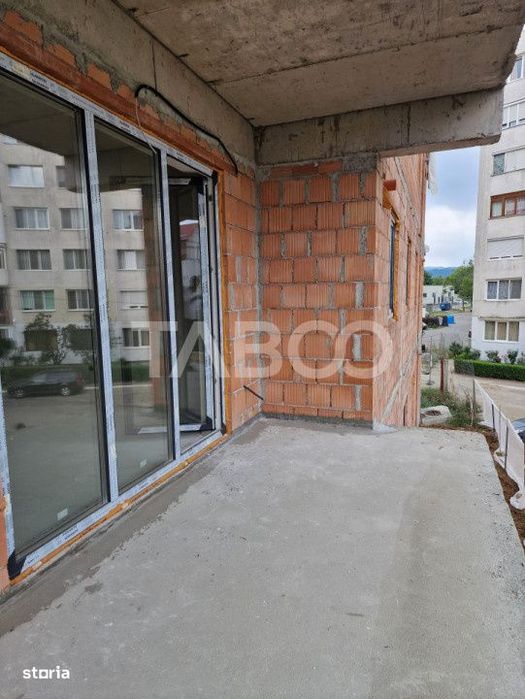 Apartament decomandat 3 camere 2 bai 83 mpu 2 balcoane Sibiu Rahovei
