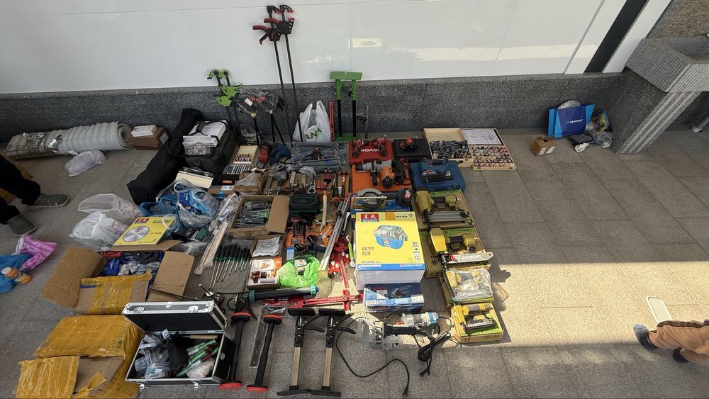 Шурповерт, дрель, лазерь, линейка