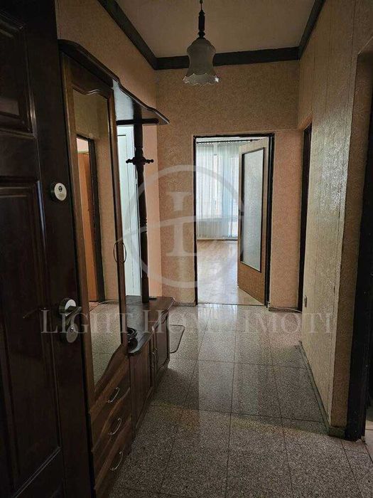 Продава се Тристаен апартамент в Пловдив, Център - 72 кв.м за 2081 €/кв.м - Снимка #6