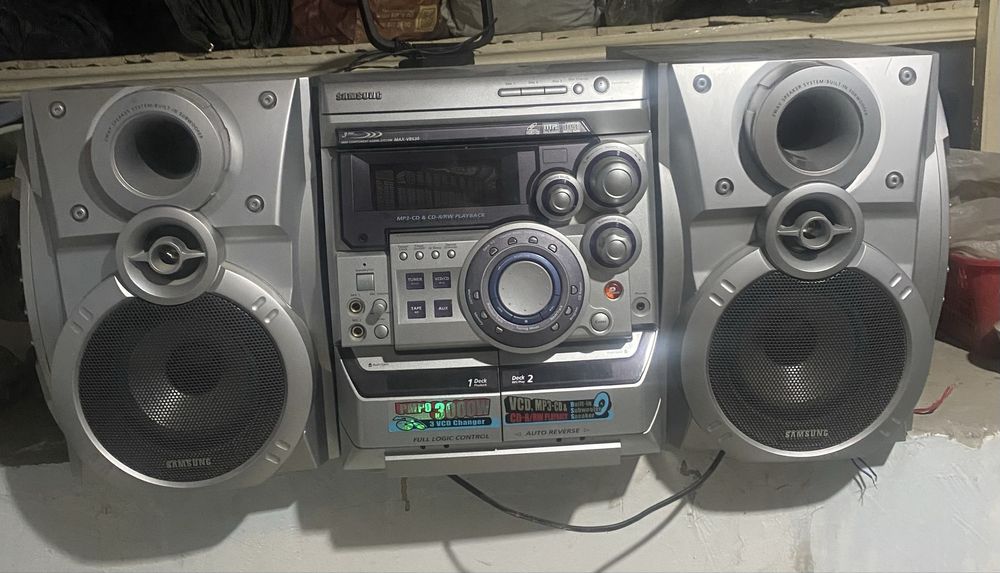 Музкальные центр