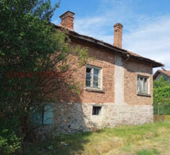 Продава се Къща в Елин Пелин - 142 кв.м за 39906 €/кв.м - Снимка #1