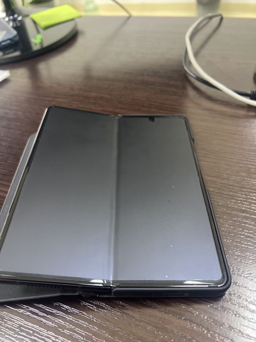 Z-Fold 3 12/512 Samsung