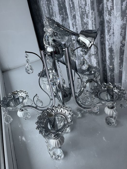 Продам люстру для гостинной