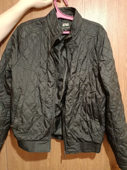 Продам мужскую куртку