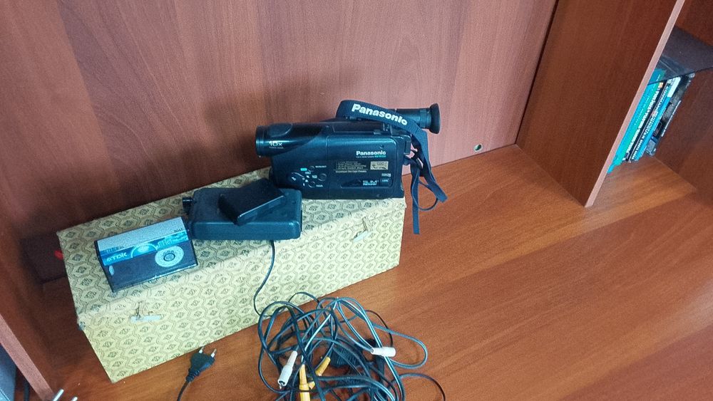 Продам видео камеру Panasonic. Б.у.