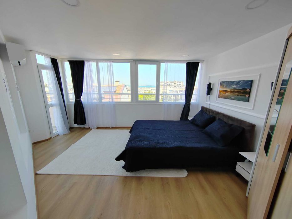 Дава се под наем Четиристаен апартамент в Бургас, Лазур - 144 кв.м за 1097.01 € - Снимка #9