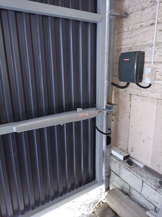 Автоматика для распашных ворот .FORESEE