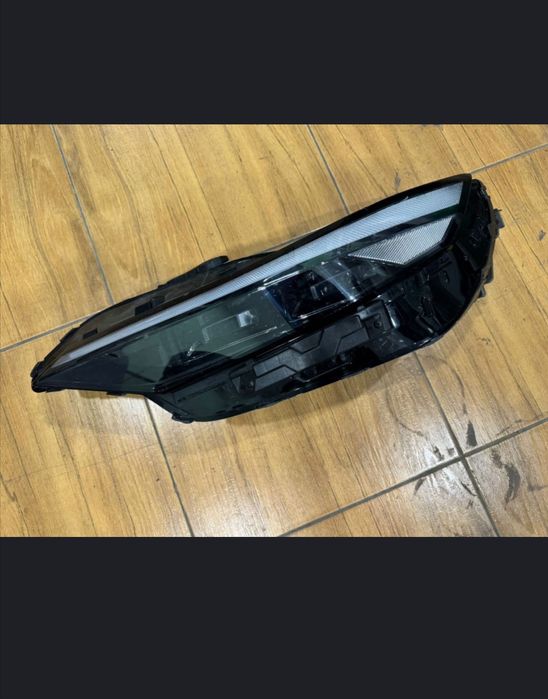 Оригинал запчасти фары стопы