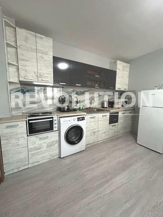 Дава се под наем Двустаен апартамент в Варна, м-т Траката - 60 кв.м за 498.27 € - Снимка #2