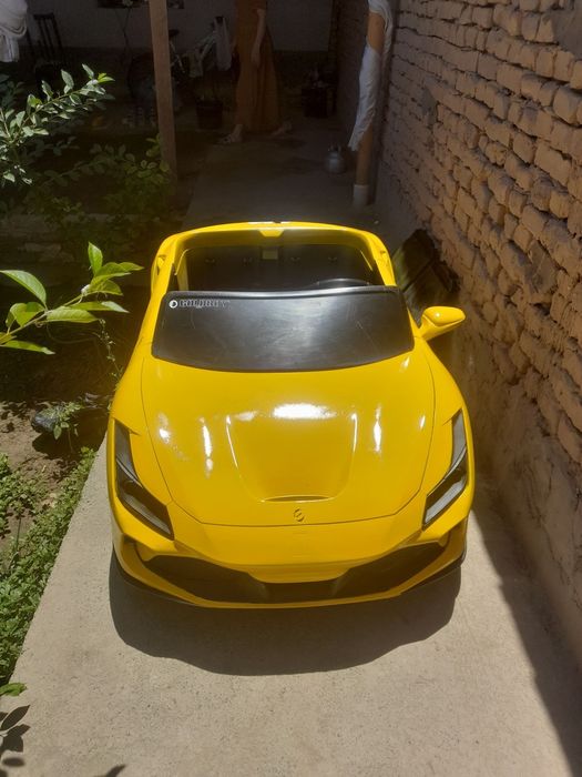 Detskiy moshina ferrari