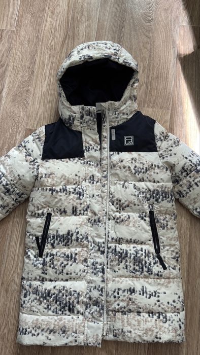 Зимняя куртка на девочку