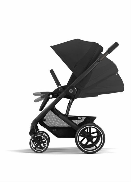 Продам косяску  Cybex 3 в 1