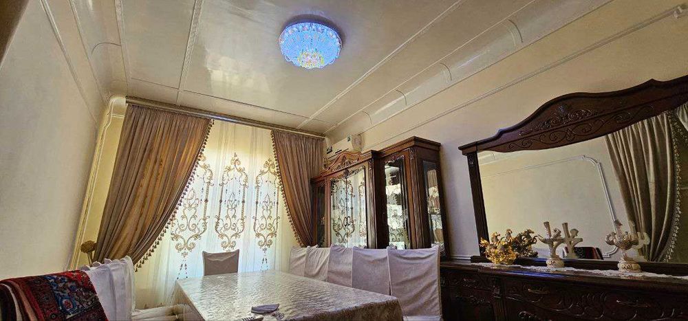 Срочно продаётся дом на Домбрабаде.