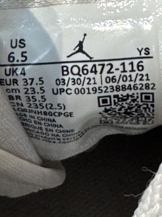 NIKE AIR Jordan 1 MID RETRO .Номер 37.5