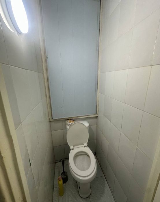 Чиланзар 2.  Ор школа.  1/2/4 панель. Средняя