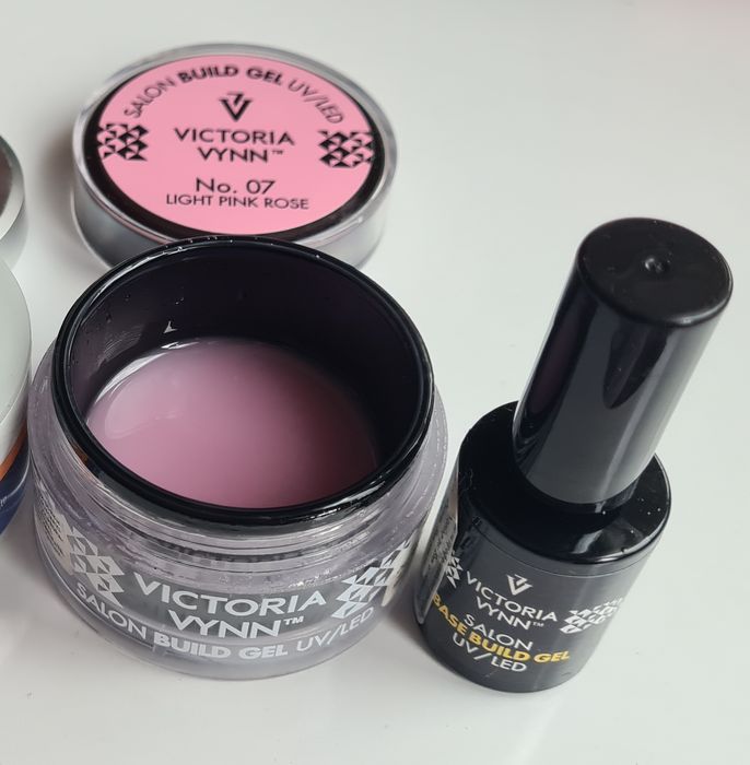 Акрилна система Andrea, Акригел Victoria Vynn и други материали