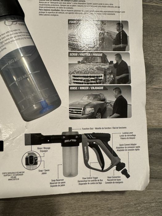 Pistol spalat autoturismul