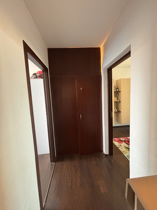 Apartament  cu 3 camere in Nufarul cu dubla orientare
