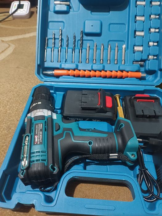 Инструмент -набор -шруповерт