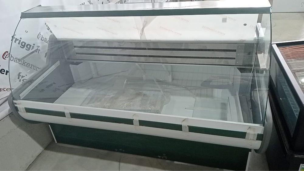 Витрина холодильник для мяса