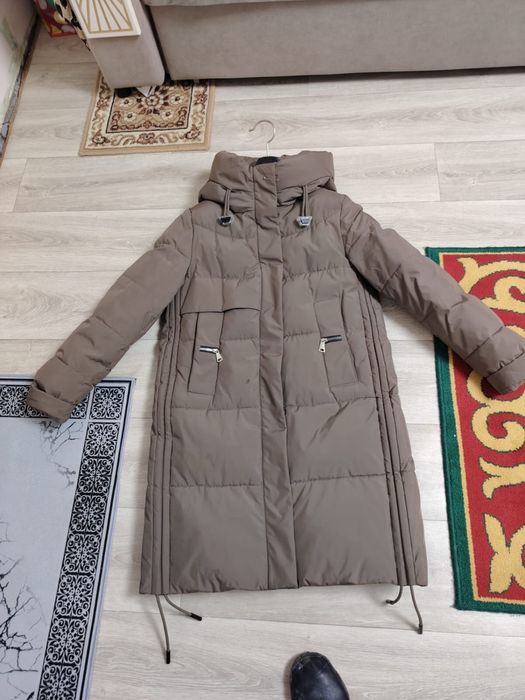 Продается куртка состояние нового