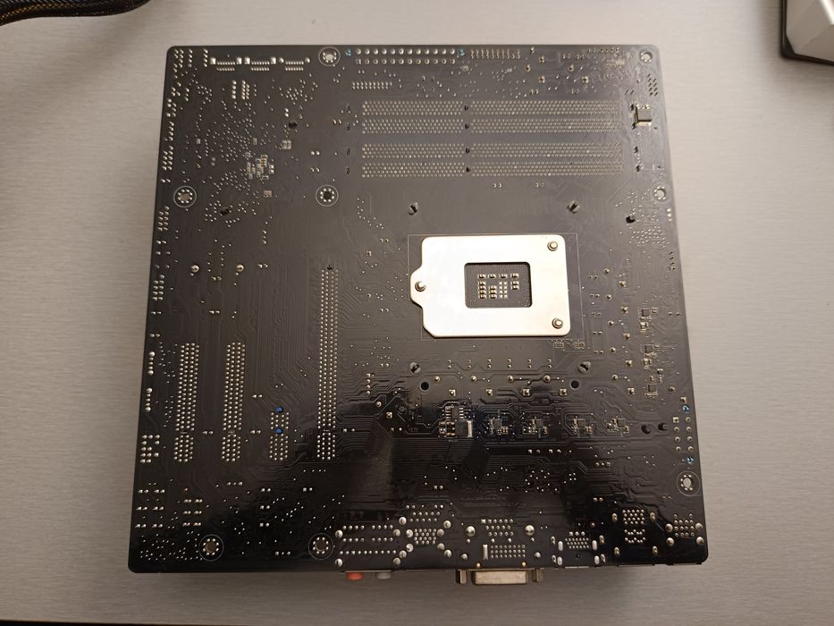 Дънна платка ASUS P8Z77-M PRO + охлаждане Intel