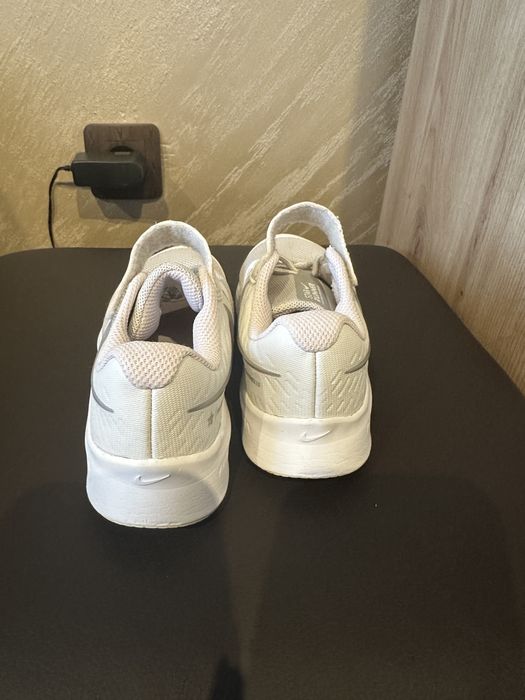 Маратонки за момиче Nike