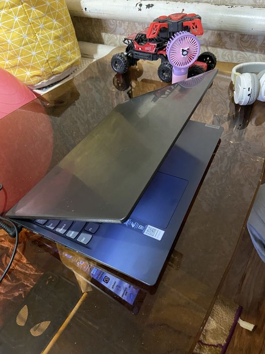 Lenovo AMD S145