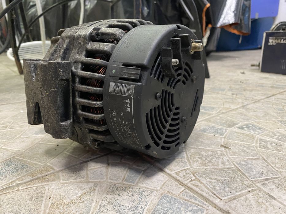 Части за C-class w202