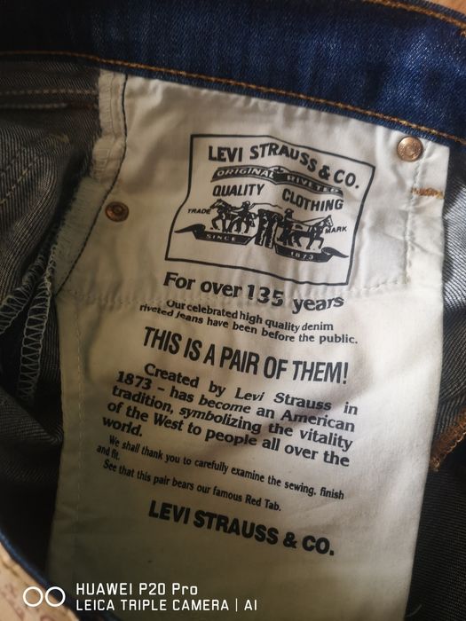 Blugi levis  de dama evazat