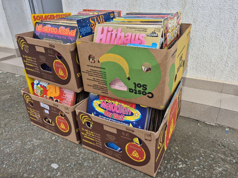 Vand Lot 150 Discuri Vinil colectie  muzica usoara mixta,pentru pick-u