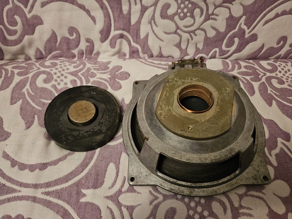 Динамик ссср размер  19 см