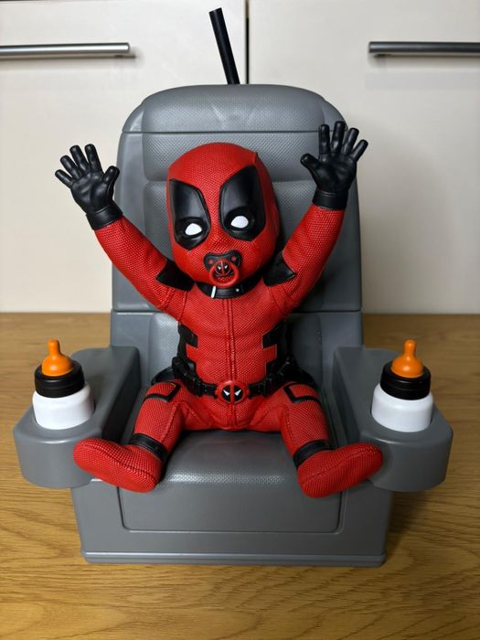 Funko pot stranger things si batman si deadpool