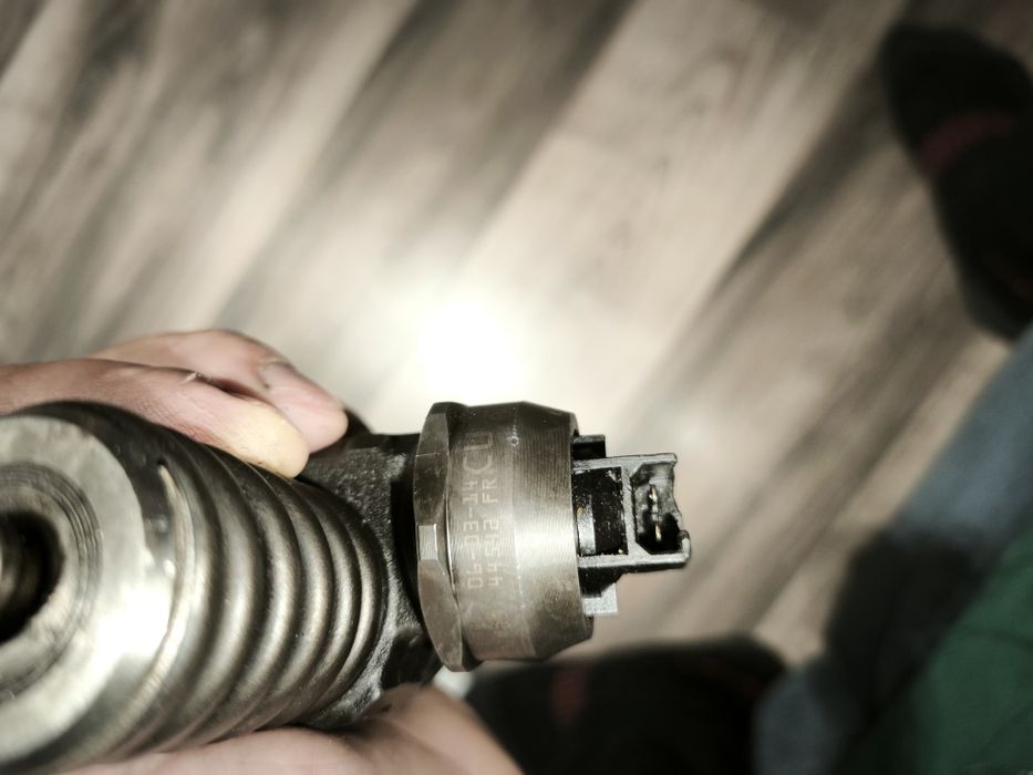 Injector Passat 2.0 tdi bmp