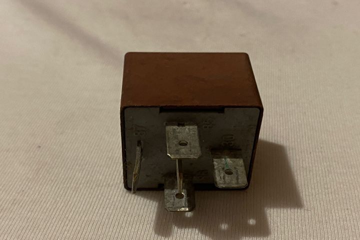 Releu 12v 25a  03612 Renault Master a 2-a generatie