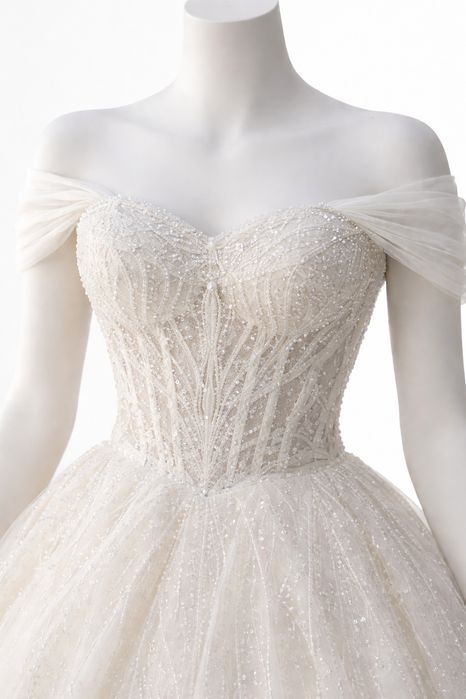 Булчинска рокля.