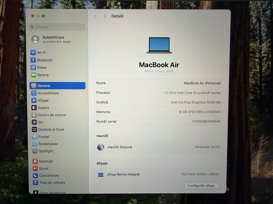 Vand MacBook Air Retina 13” 2020 – Intel i3 / 8GB RAM / 256GB SSD în stare foarte bună de funcționare și aspect îngrijit.